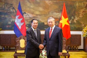 សម្តេចតេជោ ហ៊ុន សែន ជួបសម្ដែងការគួរសម និងពិភាក្សាការងារជាមួយ ឯកឧត្តម តូ ឡឹម អគ្គលេខាមជ្ឈិមបក្សកុម្មុយនីស្តវៀតណាម