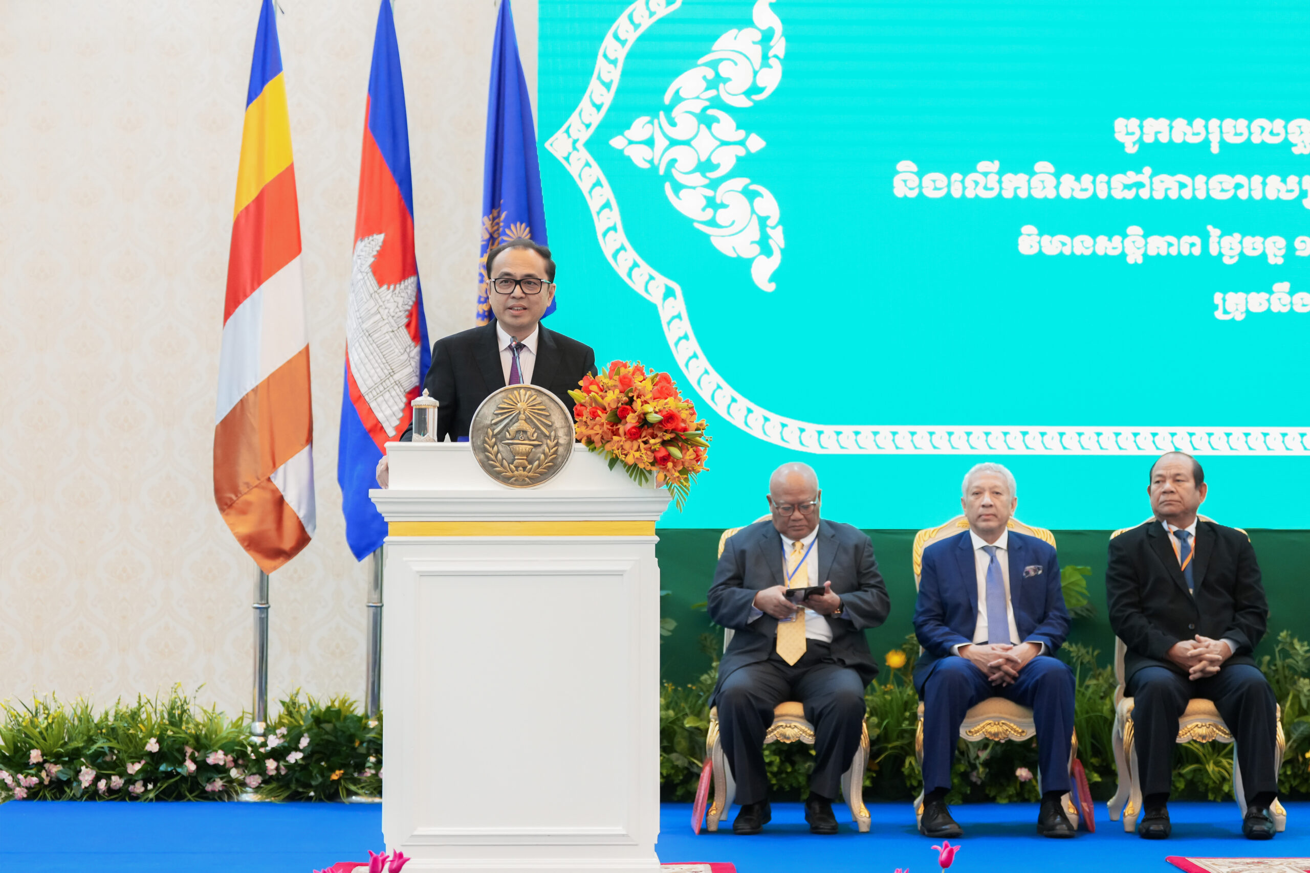 ឯកឧត្តមឧបនាយករដ្ឋមន្រ្តីប្រចាំការ​ វង្សី វិស្សុត អញ្ជើញបើកសន្និបាតបូកសរុបលទ្ធផលការងារប្រចាំឆ្នាំ២០២៤ និងលើកទិសដៅការងារសម្រាប់ឆ្នាំ២០២៥ របស់ទីស្តីការគណៈរដ្ឋមន្ត្រី