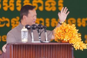 តើការរៀបចំ «អង្គរសង្រ្កាន្ត» គឺជាការពង្វក់យុវជនកុំឱ្យគិតរឿងជាតិដូចការចោទប្រកាន់មែនឬ?