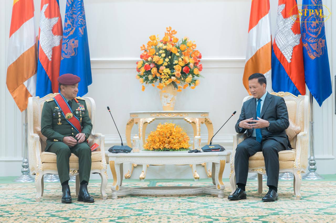 មេបញ្ជាការកងទ័ពជើងគោកម៉ាឡេស៊ី កោតសរសើរកម្ពុជាចំពោះការរីកចម្រើនយ៉ាងឆាប់រហ័សលើគ្រប់វិស័យ​