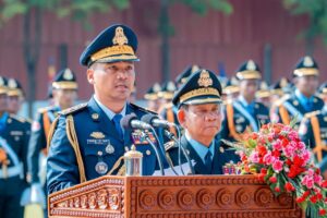 ឯកឧត្តមអភិសន្ដិបណ្ឌិត ស សុខា ចេញសេចក្ដីជូនដំណឹងស្តីពីការការពារអធិបតេយ្យជាតិ បូរណភាពទឹកដី សន្តិសុខ សុវត្ថិភាព សណ្តាប់ធ្នាប់ របៀបរៀបរយសាធារណៈ និងប្រក្រតីភាពនៅតាមបណ្តោយខ្សែបន្ទាត់ព្រំដែនកម្ពុជា-ថៃ