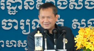 តើការផ្លាស់ប្តូរអ្នកដឹកនាំតាមការញុះញង់ផ្ដល់ផលលំបាកយ៉ាងណាខ្លះដល់សង្គមជាតិ?