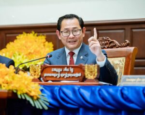 ក្រសួងយុត្តិធម៌សម្រេចផ្អាកមុខងារជាបណ្តោះអាសន្នរបស់លោក គ្រី សីហា ព្រះរាជអាជ្ញារងនៃអយ្យការអមសាលាដំបូងខេត្តពោធិ៍សាត់