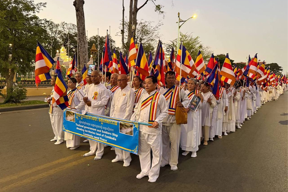 Calls for Unity Grow as Cambodians Urged to Stand Behind National Leadership and Armed Forces