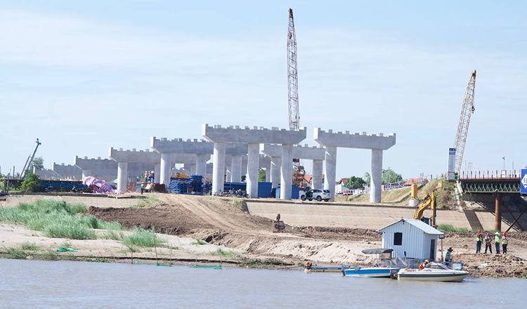 Mekong River Bridge construction reaches 39.2% completion in Kandal province