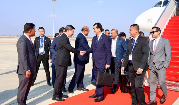 Chairman of Pakistan’s Senate starts four-day official visit to Cambodia.