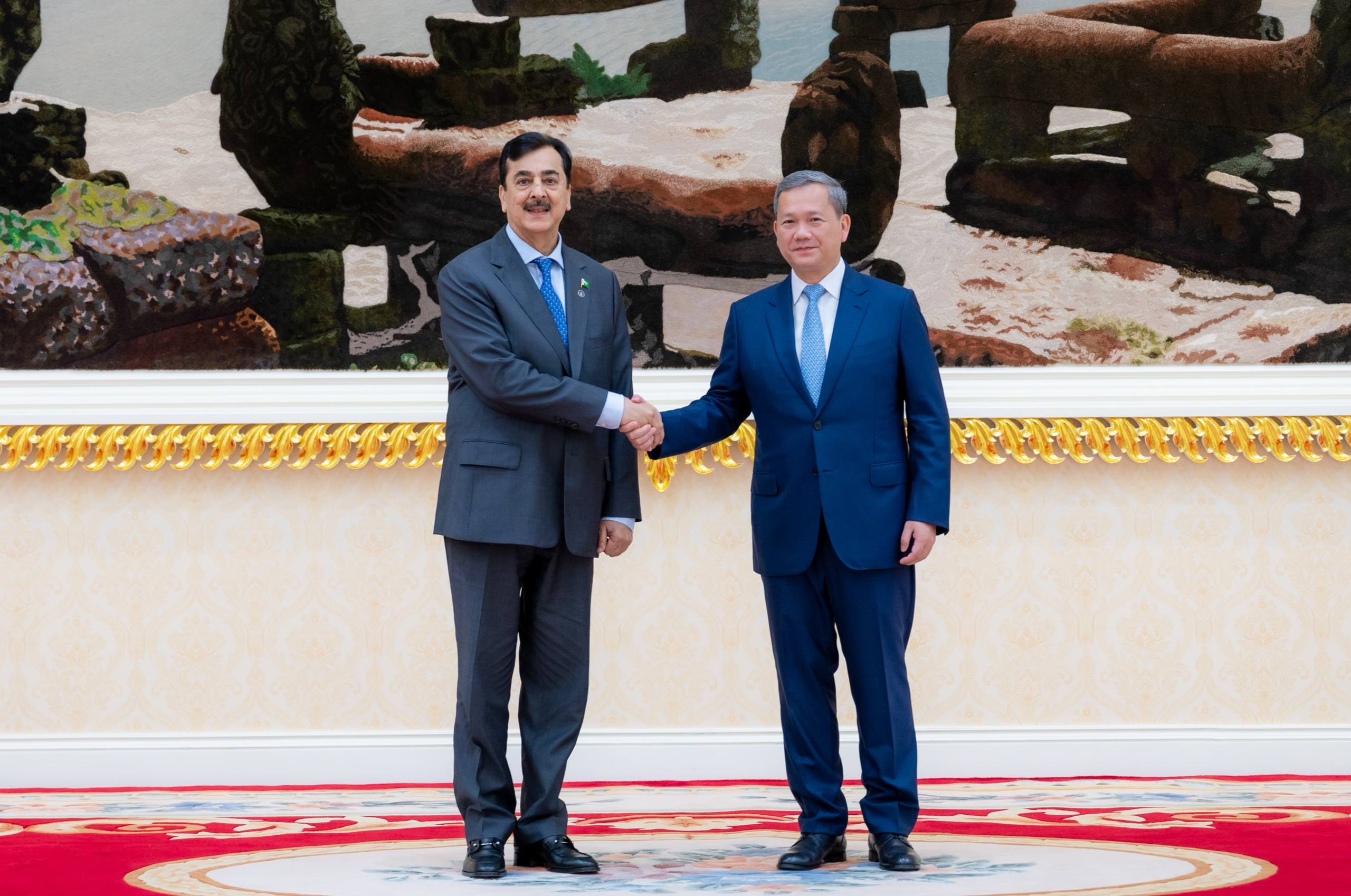 Cambodia and Pakistan Commit to Strengthening and Expanding Bilateral Cooperation