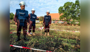 Fear lingers as people return to UXO-contaminated villages