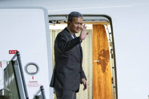 Manet raises Thai occupation during US visit; Thais reportedly monitoring comments