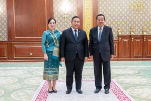 សម្តេចតេជោ ហ៊ុន សែន អនុញ្ញាតឱ្យ ឯកឧត្តម Sonexay Vannaxay ឯកអគ្គរដ្ឋទូតថ្មីនៃសាធារណរដ្ឋប្រជាធិបតេយ្យប្រជាមានិតឡាវ ចូលជួប និងប្រគល់សារតាំង