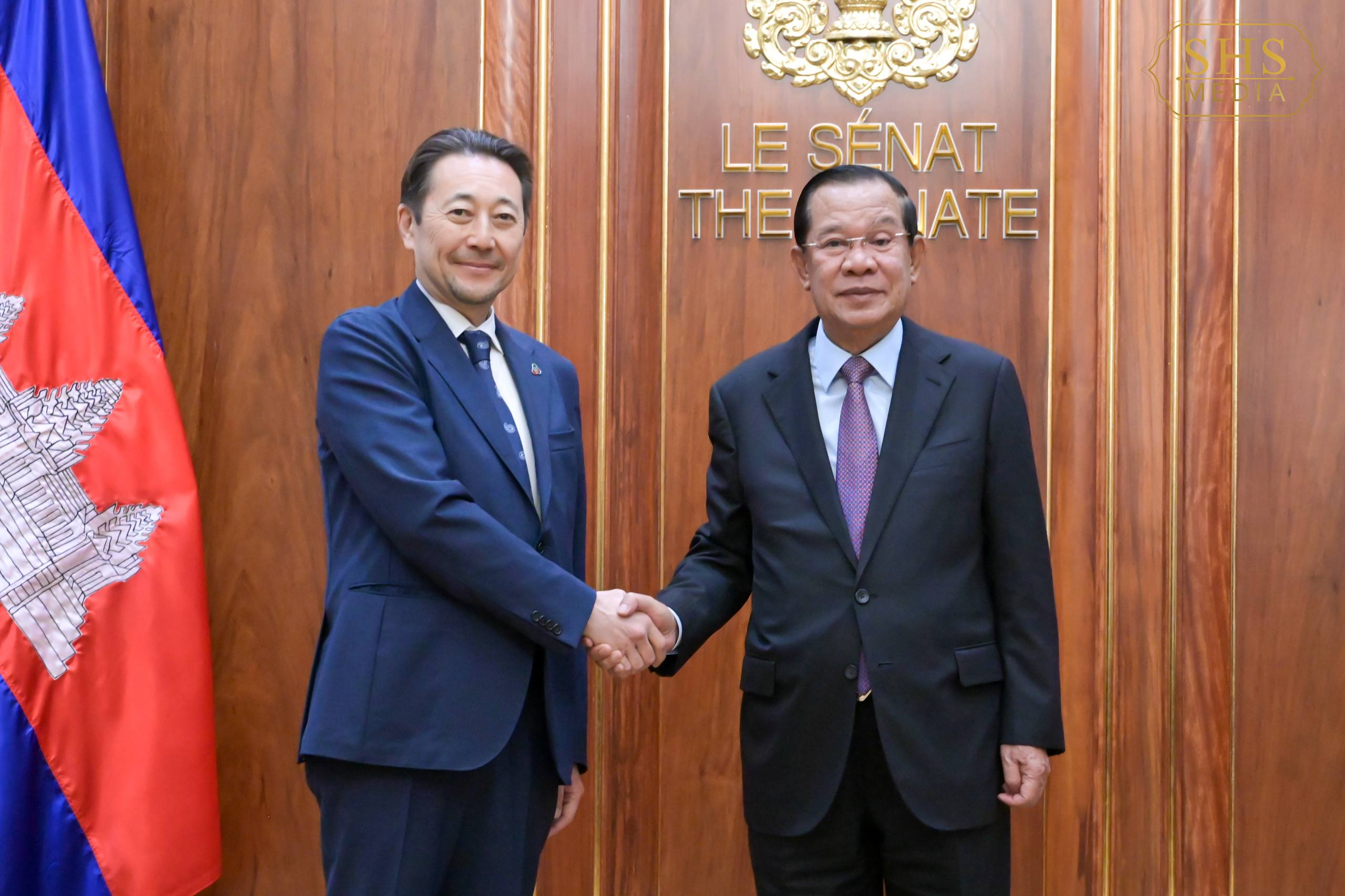 សម្តេចតេជោ ហ៊ុន សែន អនុញ្ញាតឱ្យ ឯកឧត្តម កៃរ៉ាត់ សារីបៃ (Kairat Sarybay) អគ្គលេខាធិការនៃសន្និសីទស្តីពីអន្តរកម្ម និងវិធានការកសាងទំនុកចិត្តនៅអាស៊ី (CICA) ចូលជួបសម្ដែងការគួរសម