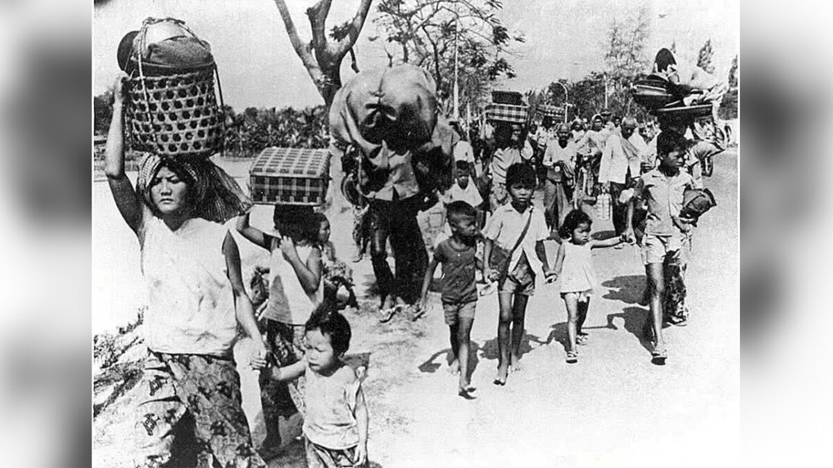 ១៧ មេសា៖ ចេញពីមាត់ក្រពើ ទៅទើរលើមាត់ខ្លា