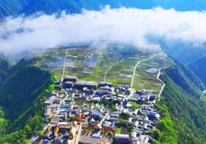 បទវិភាគ៖ ប្រទេសចិន​បាន​ដើរ​តាម​មាគ៌ាកាត់បន្ថយភាពក្រីក្រ​ដែល​ប្រ​កប​ដោយ​លក្ខណៈពិសេសយ៉ាងច្បាស់លាស់ ​គឺលុបបំបាត់ភាពក្រីក្រ​ក្នុងការអភិវឌ្ឍ ​