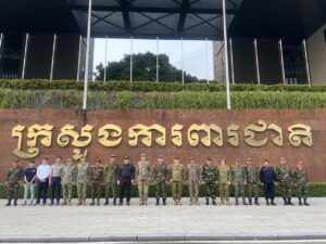 ក្រុមអនុព័ន្ធយោធាបរទេស (MACPP) ប្រចាំព្រះរាជាណាចក្រកម្ពុជា អញ្ជើញទៅកាន់ខេត្តមួយចំនួនក្នុងតំបន់ព្រំដែនកម្ពុជា-ថៃ