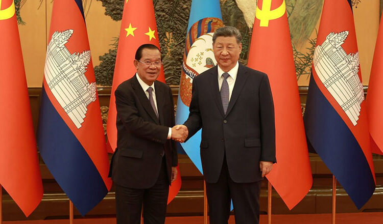 Hun Sen urges China to accelerate flagship projects