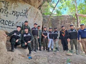 អគ្គមេបញ្ជាការកម្ពុជា ប្តឹងទៅអគ្គសេនាធិការ​កងទ័ព​ហ្វីលីពីន​អំពី​សកម្ម​ភាព AOT ថៃ អមដោយ​កម្លាំង​ប្រដាប់​អាវុធ​ថៃបាន​ឆ្លង​ចូល​ក្នុង​អធិបតេយ្យភាព​របស់កម្ពុជា​ក្នុងតំបន់​ប្រាសាទ​ខ្នារដោយ​គ្មាន​ការ​សហ​ការជាមួយភាគីកម្ពុជា