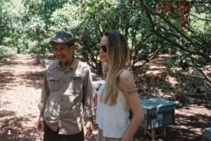 Angelina Jolie ចែករំលែកក្ដីនឹករឭកដល់ជនភៀសខ្លួនកម្ពុជាក្នុងខួបមួយឆ្នាំនៃសង្គ្រាមឈ្លានពាន