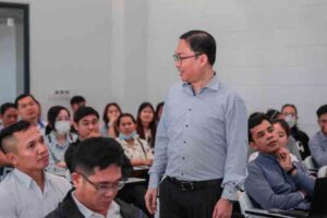 អត្ថបទទី១ — អ្នកមិនអាចយាមផ្ទះមួយបានទេ ប្រសិនបើអ្នកមិនដឹងថាវាមានទ្វារប៉ុន្មាននោះ?