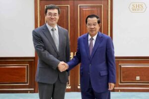 សម្តេចតេជោ ហ៊ុន សែន អនុញ្ញាតឱ្យលោកសាស្ត្រាចារ្យ កាវ ហ្វៃ (Gao Fei) នាយកសាកលវិទ្យាល័យការបរទេសចិន (CFAU) ចូលជួបសម្ដែងការគួរសម