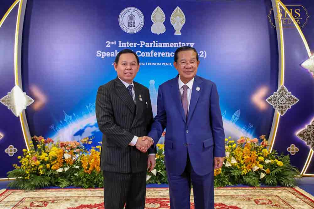 សម្ដេចតេជោ ហ៊ុន សែន អញ្ជើញទទួលជួបសម្ដែងការគួរសម និងពិភាក្សាការងារ ជាមួយឯកឧត្តម Sultan Baktiar Najamudin ប្រធានព្រឹទ្ធសភា នៃសាធារណរដ្ឋឥណ្ឌូនេស៊ី