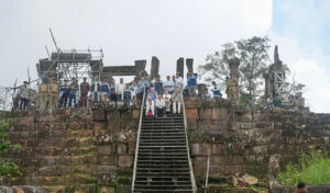 ICC-Preah Vihear experts inspect heritage site